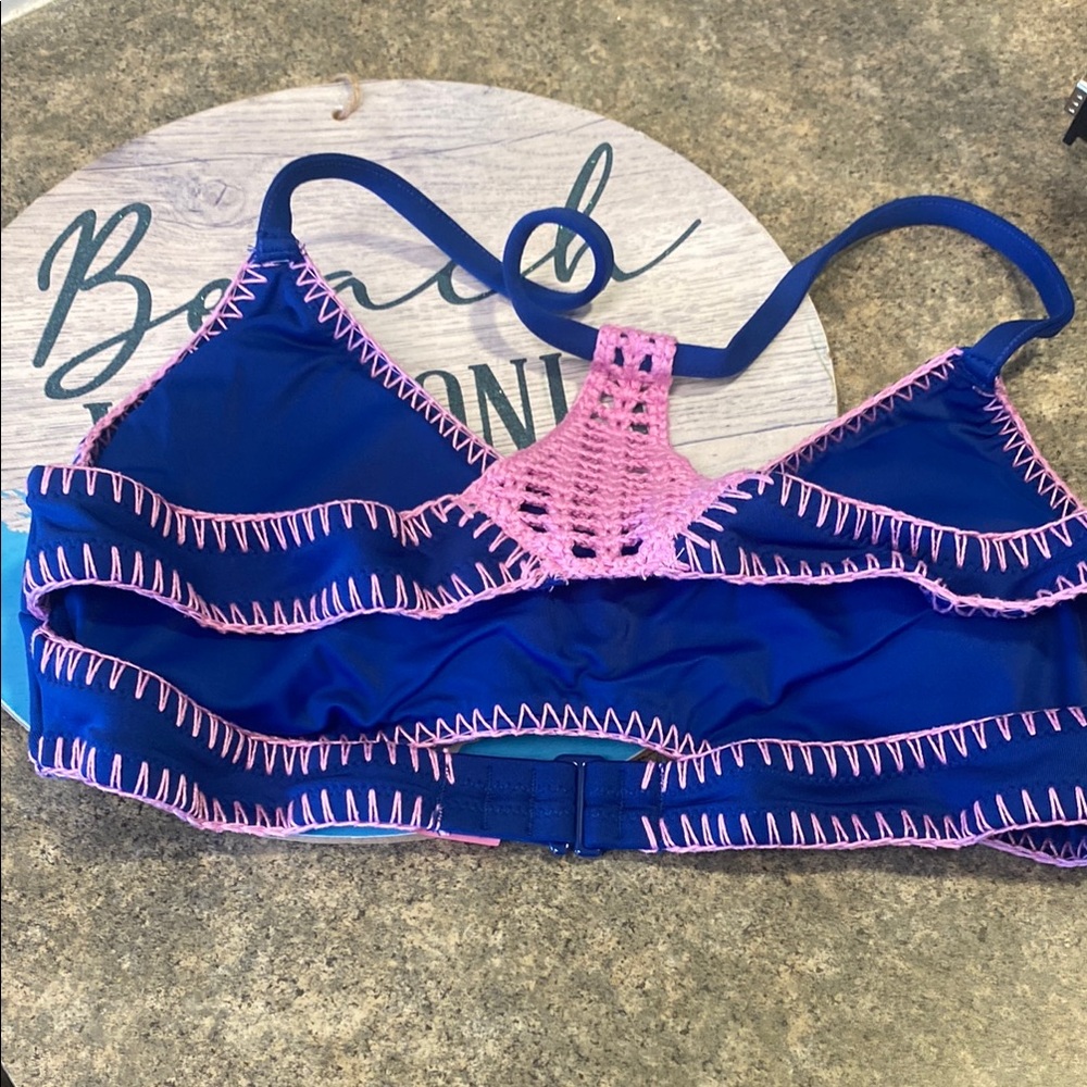 Victoria's Secret Blue and Pink Crochet-Trim Bikini Top - Picture 2 of 3